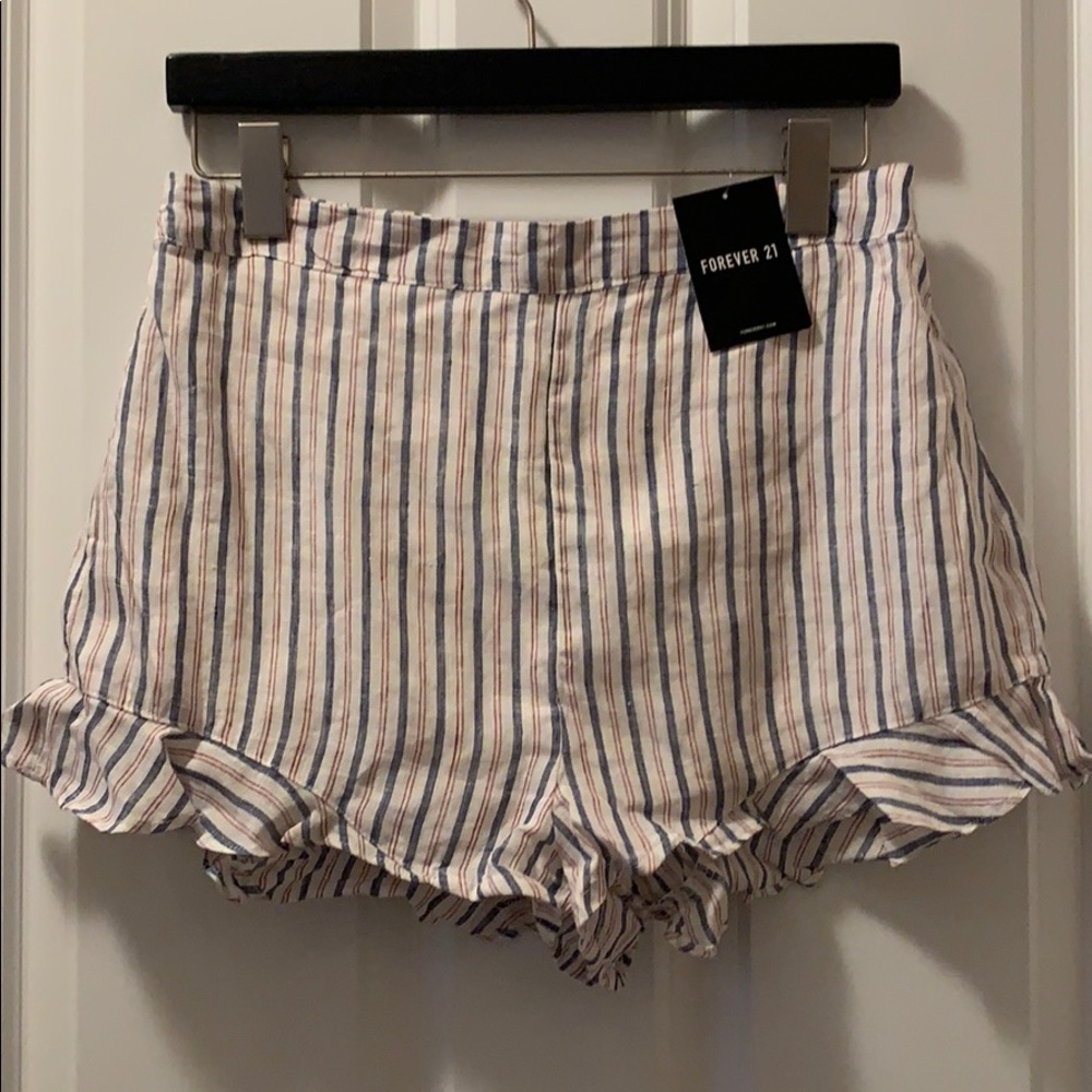 Linen shorts | cream/red/navy | Forever 21